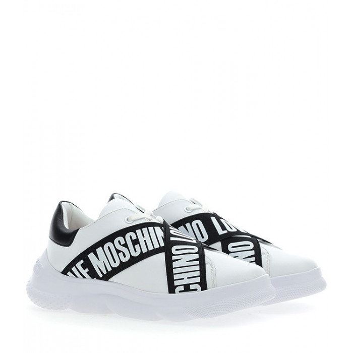 moschino outlets