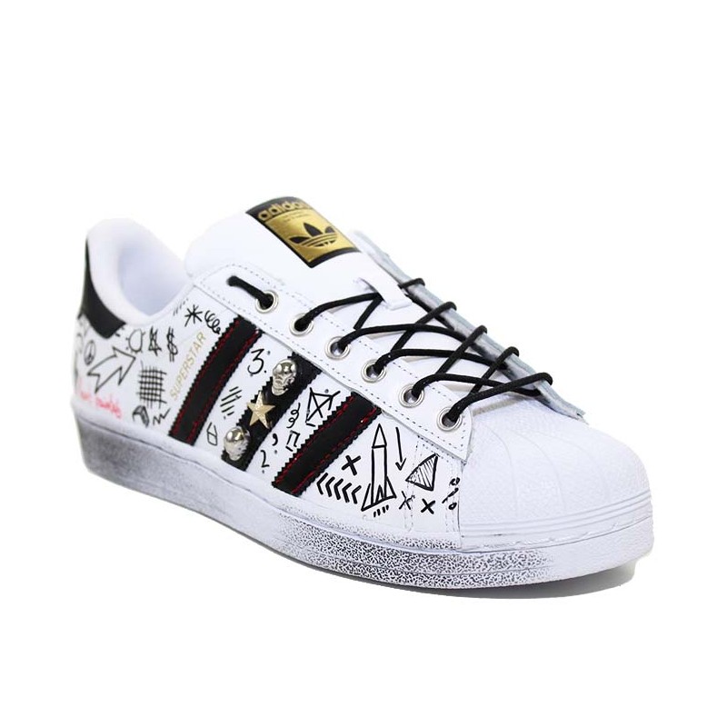 ADIDAS CARTOON STUD