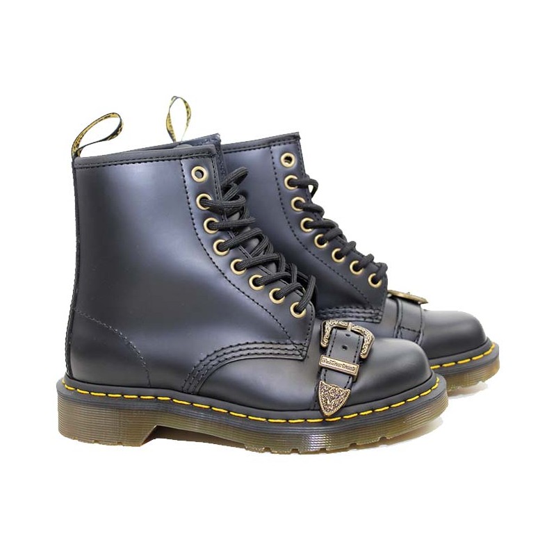 DR. MARTENS 1460 BUCKLE SMOOTH